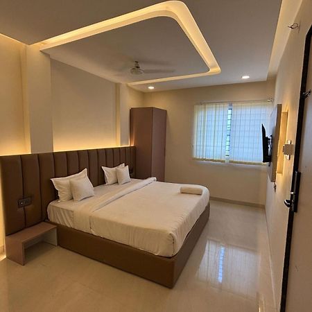 Hotel Vilaasitaa Vijay Nagar Индаур Экстерьер фото