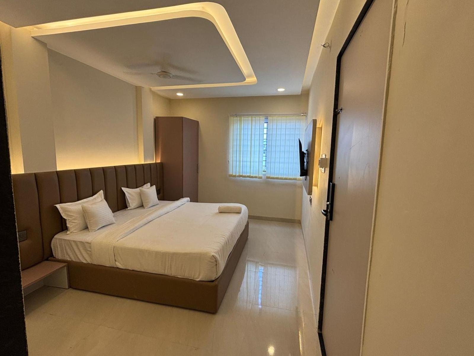 Hotel Vilaasitaa Vijay Nagar Индаур Экстерьер фото